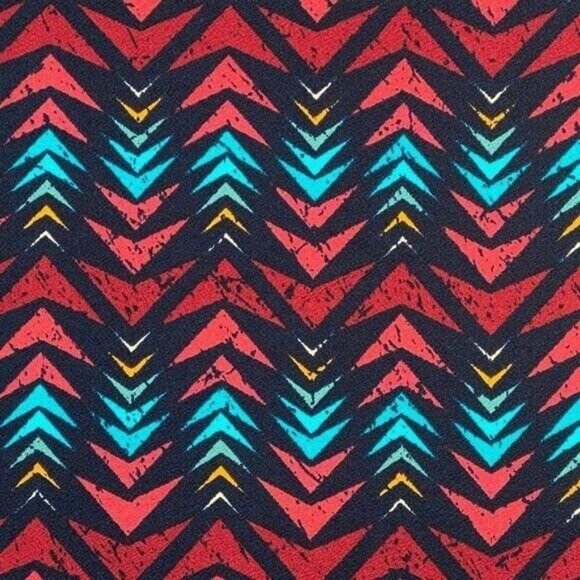 LuLaRoe CASSIE Pencil Skirt Triangles Navy Blue Chevron Large L NWT LLR - Picture 2 of 5